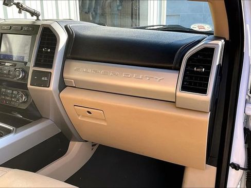 Used 2020 Ford F350 Lariat w/ Lariat Ultimate Package image 21