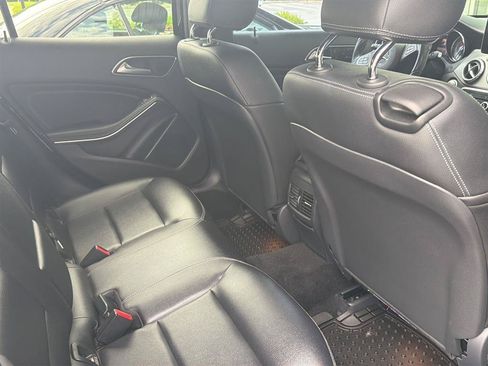 Certified 2016 Mercedes-Benz GLA 250 4MATIC image 12