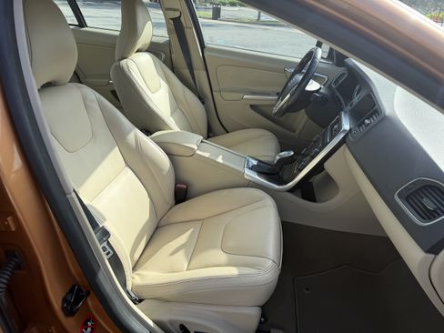 Used 2013 Volvo S60 T5 Premier AWD/4WD image 24