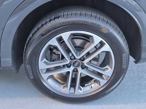 Certified 2025 Audi Q5 Premium Plus w/ Premium Plus image 12