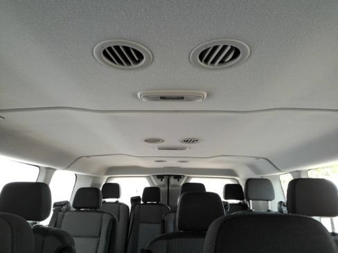Used 2025 Ford Transit 350 XLT RWD image 25