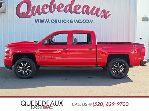 Used 2018 Chevrolet Silverado 1500 Custom image 4