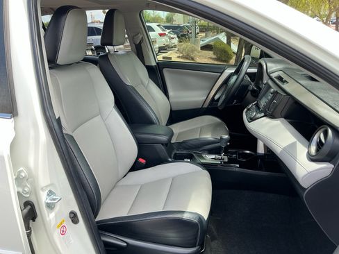 Used 2016 Toyota RAV4 Limited w/ Advanced Technology Package AWD/4WD image 19