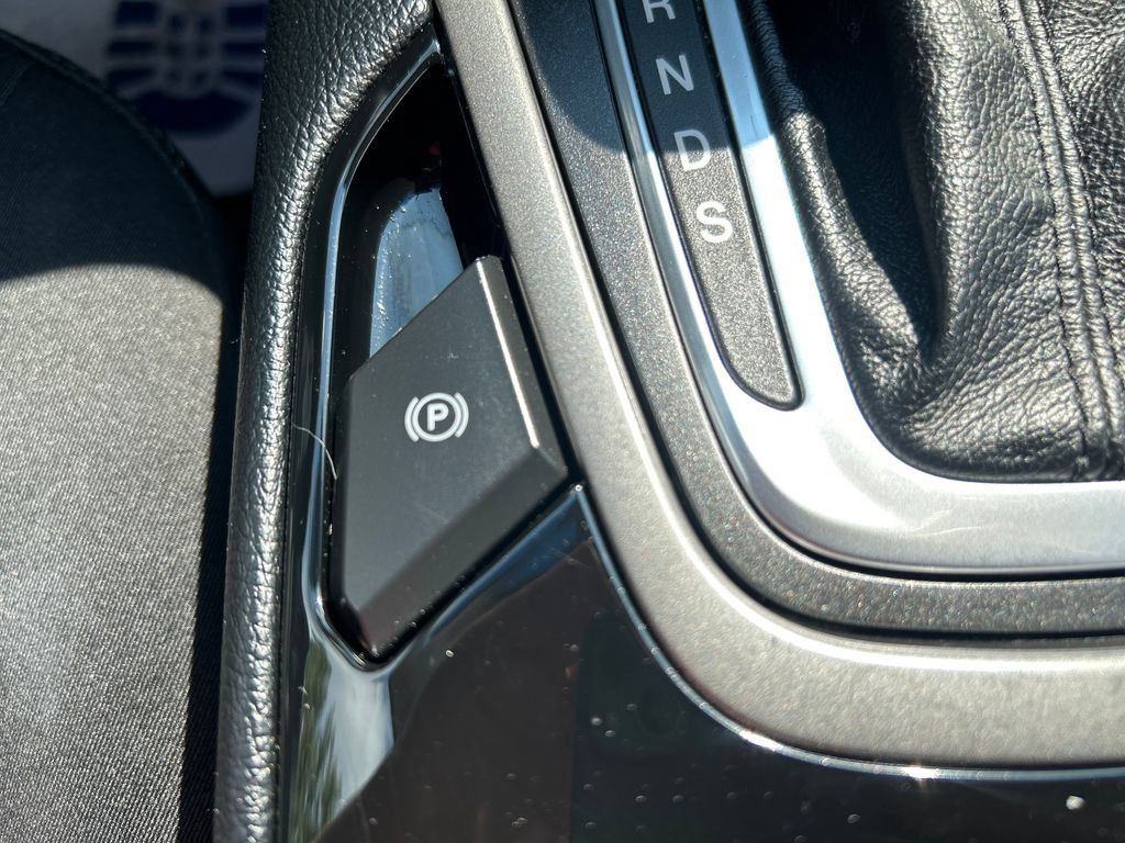 Used 2018 Ford Edge SE AWD/4WD image 28