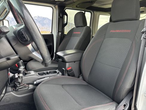 Used 2021 Jeep Wrangler Unlimited Rubicon w/ LED Lighting Group image 18