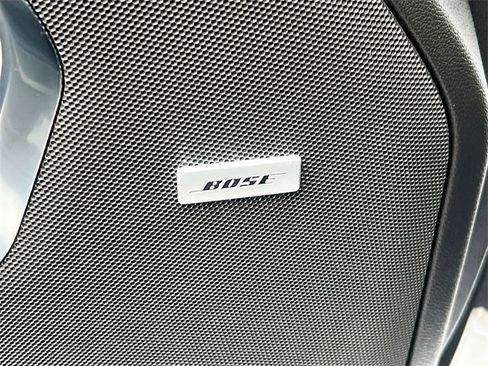 Used 2022 Chevrolet Tahoe Z71 w/ Luxury Package image 19