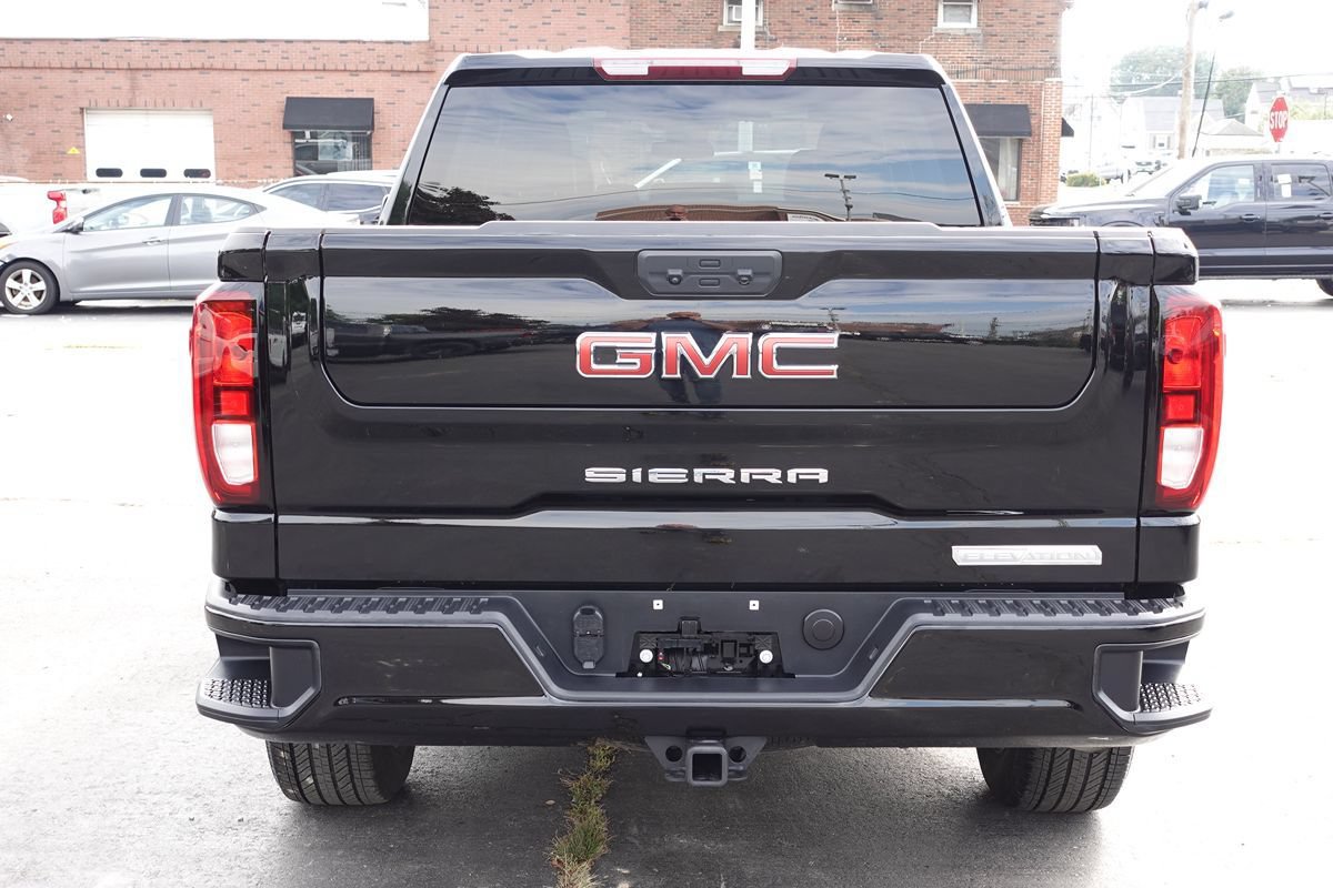 Used 2024 GMC Sierra 1500 Elevation AWD/4WD image 8