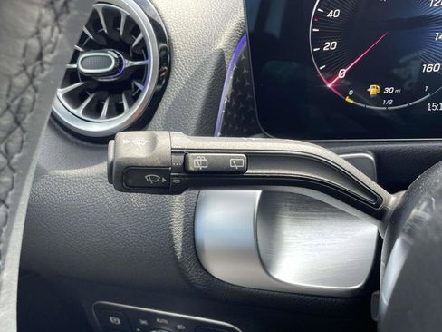 New 2026 Mercedes-Benz GLB 250 4MATIC image 38