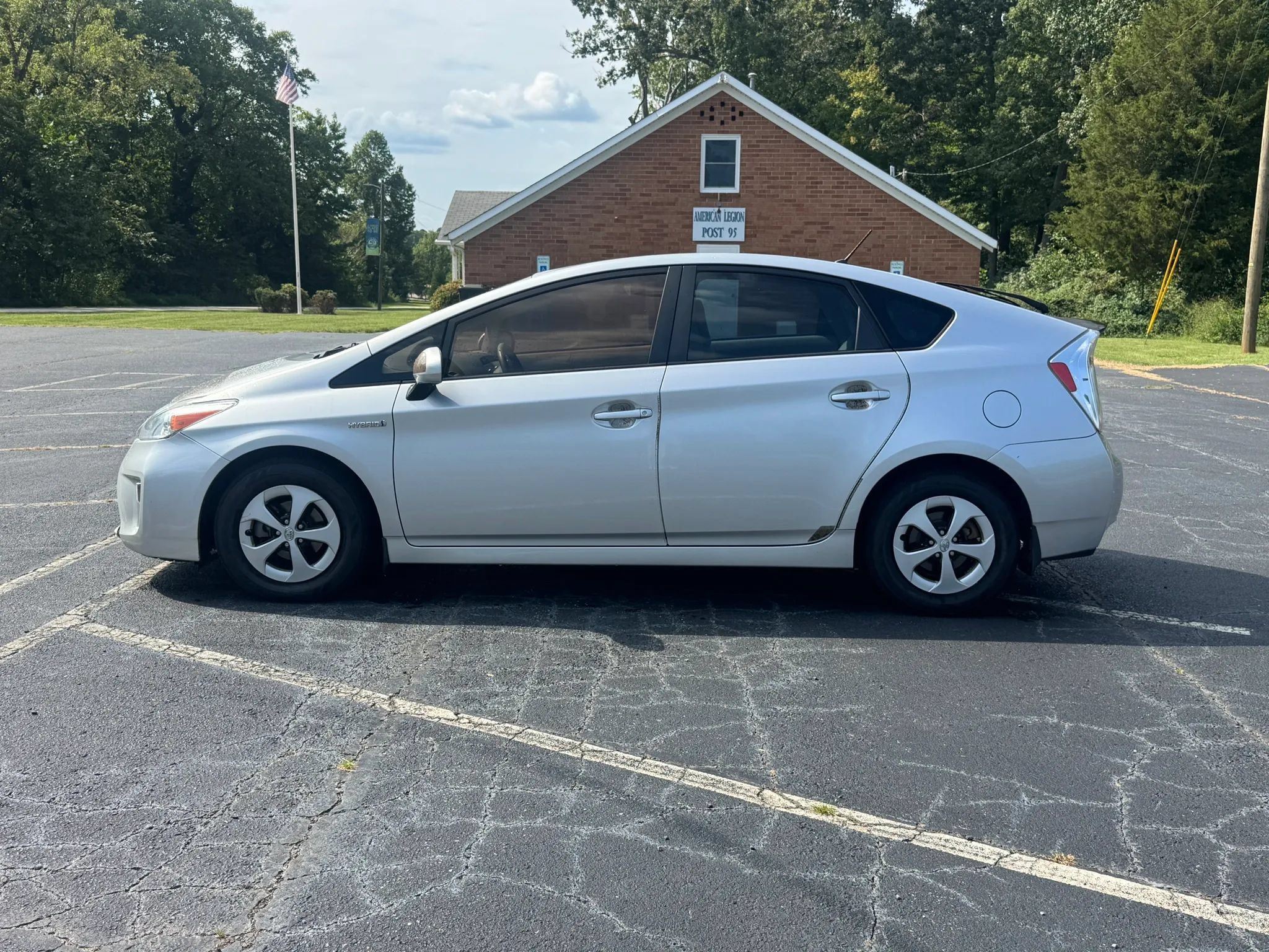 Used 2012 Toyota Prius Two FWD image 5