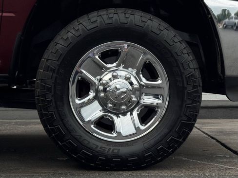 Used 2017 RAM 2500 Tradesman w/ Chrome Appearance Group AWD/4WD image 8
