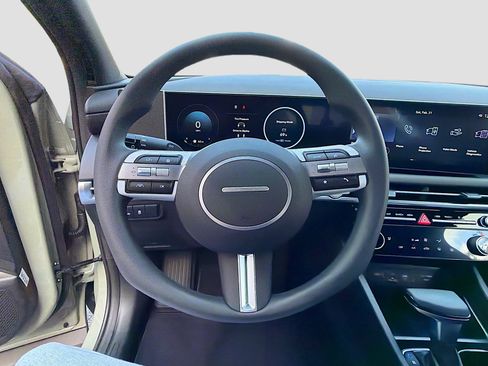 New 2026 Hyundai Santa Cruz SEL FWD image 35