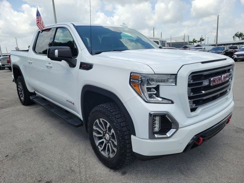 Used 2020 GMC Sierra 1500 AT4 w/ AT4 Premium Package AWD/4WD image 3