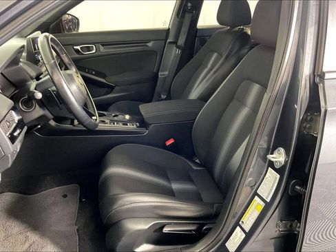 Used 2025 Honda Civic Sport image 29