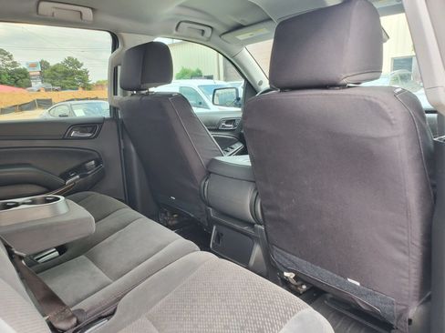 Used 2020 Chevrolet Tahoe 4WD w/ Enhanced Driver Alert Package image 24