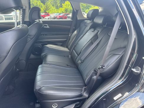 Used 2024 Genesis GV80 2.5T AWD/4WD image 6