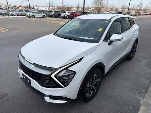 Used 2023 Kia Sportage EX image 1
