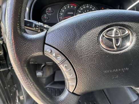 Used 2006 Toyota Tundra SR5 w/ TRD Off-Road Pkg AWD/4WD image 18