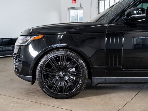Used 2019 Land Rover Range Rover Supercharged image 9