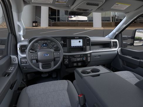 New 2026 Ford F250 XL w/ STX Appearance Package AWD/4WD image 9