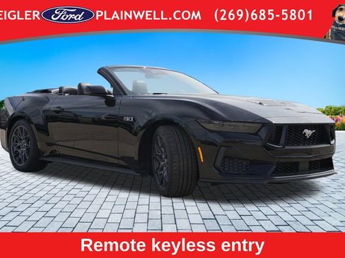 Used 2025 Ford Mustang GT Premium w/ GT Performance Package RWD image 7