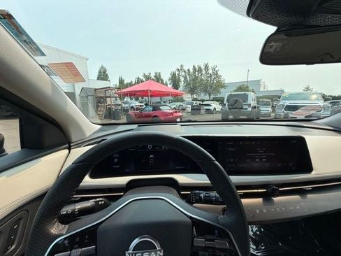 Used 2023 Nissan Ariya FWD image 14