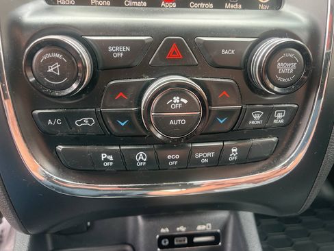 Used 2016 Dodge Durango Limited w/ Nav & Power Liftgate Group AWD/4WD image 21