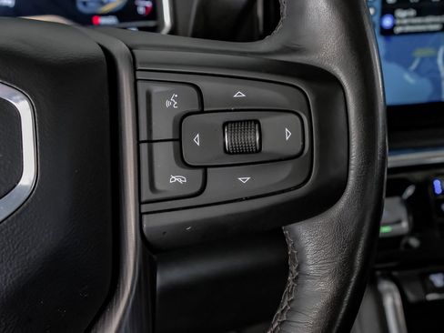 Used 2024 GMC Sierra 3500 Denali Ultimate AWD/4WD image 17