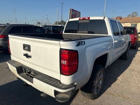 Used 2018 Chevrolet Silverado 1500 LT w/ Texas Edition AWD/4WD image 4