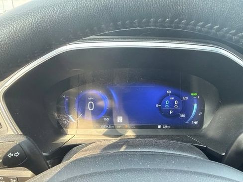 Used 2020 Ford Escape Titanium AWD/4WD image 19