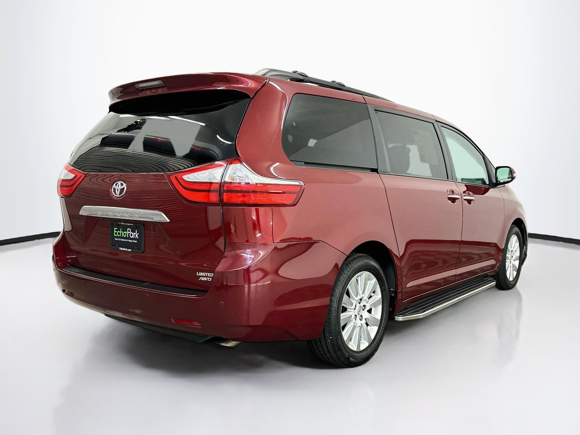 Used 2015 Toyota Sienna Limited AWD/4WD image 9