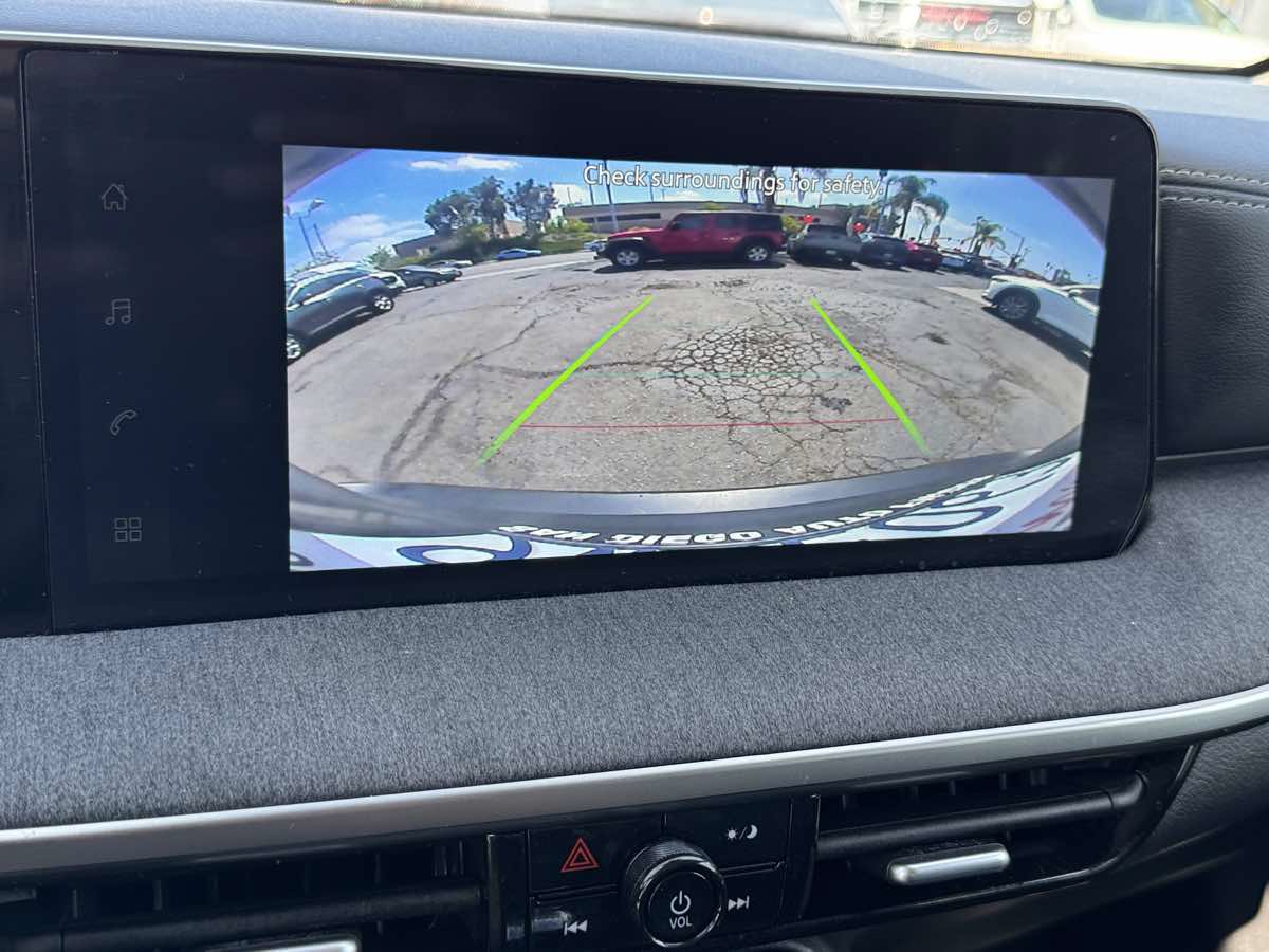 Used 2026 Nissan Kicks SV FWD image 28