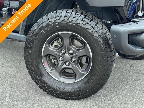 Used 2021 Jeep Gladiator Rubicon image 5