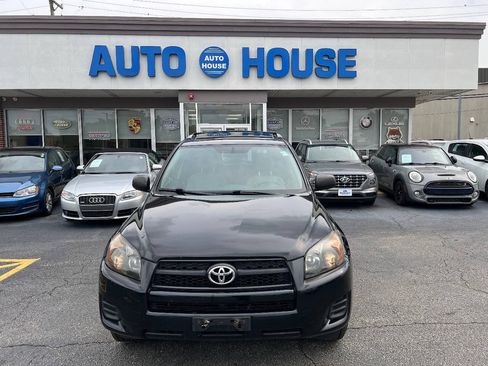 Used 2012 Toyota RAV4 FWD w/ Upgrade Value Pkg image 2