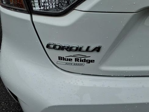 Used 2024 Toyota Corolla LE FWD image 8