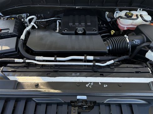 Used 2021 Chevrolet Silverado 1500 Custom image 25