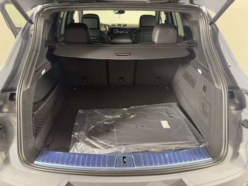 New 2026 Porsche Cayenne GTS image 15