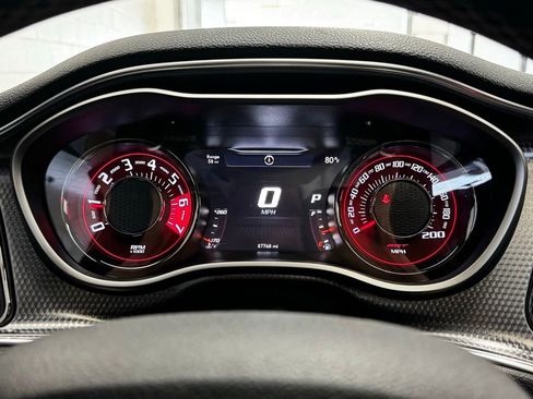 Used 2018 Dodge Challenger SRT Hellcat RWD image 11