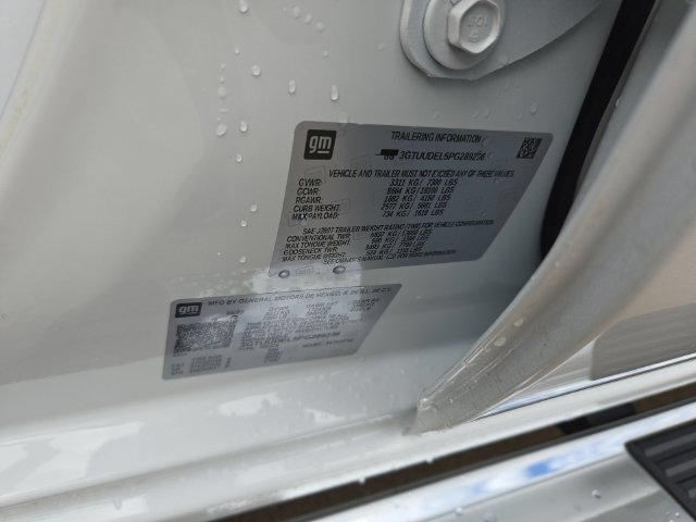 Used 2023 GMC Sierra 1500 SLT AWD/4WD image 32