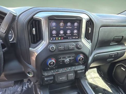 Used 2020 Chevrolet Silverado 1500 RST AWD/4WD image 25