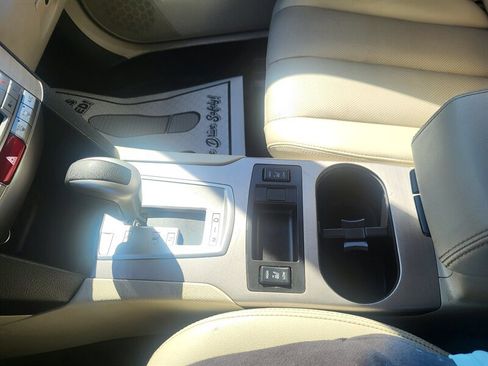 Used 2012 Subaru Outback 2.5i Limited w/ Moonroof Pkg image 19