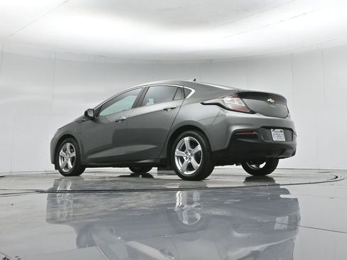 Used 2017 Chevrolet Volt LT w/ Comfort Package image 50