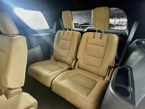 Used 2017 Ford Explorer FWD image 28