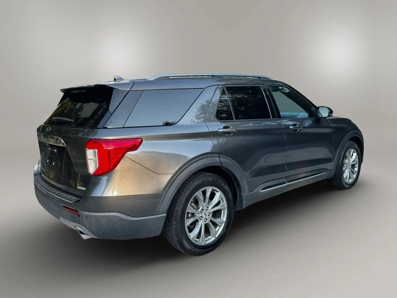 Used 2020 Ford Explorer Limited RWD image 8