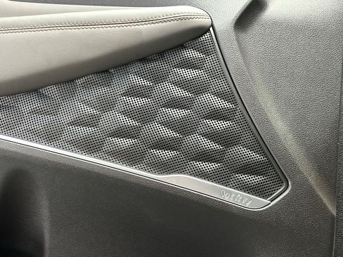 Used 2019 Hyundai Santa Fe Limited FWD image 25