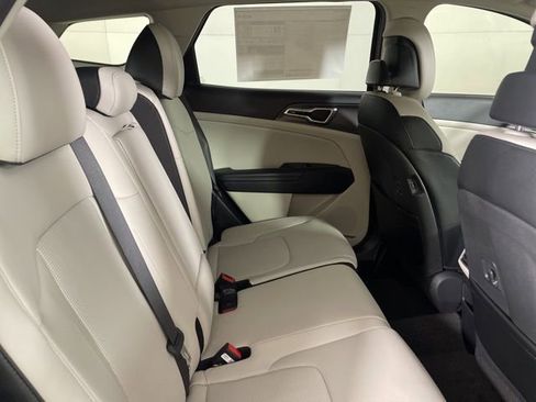 New 2026 Kia Sportage EX w/ EX Panorama Roof Package image 16
