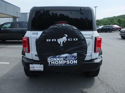 Used 2023 Ford Bronco Big Bend w/ Sasquatch Package AWD/4WD image 4