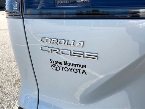 Used 2026 Toyota Corolla Cross L FWD image 31