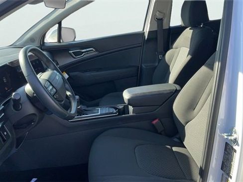 Certified 2026 Kia Sportage LX image 16