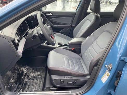 Used 2025 Volkswagen Jetta GLI Autobahn image 19