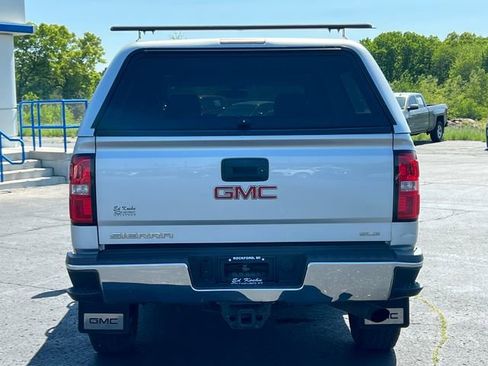 Used 2018 GMC Sierra 2500 SLE w/ SLE Preferred Package AWD/4WD image 43